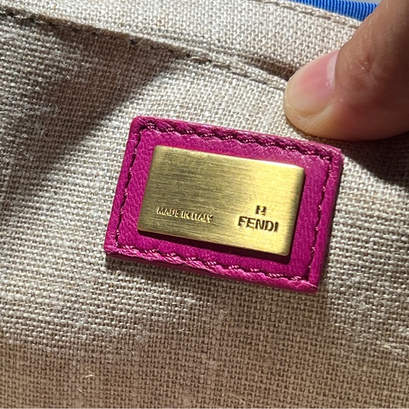 Fendi Fan Di Crossbody Bag - Picture 10 of 13